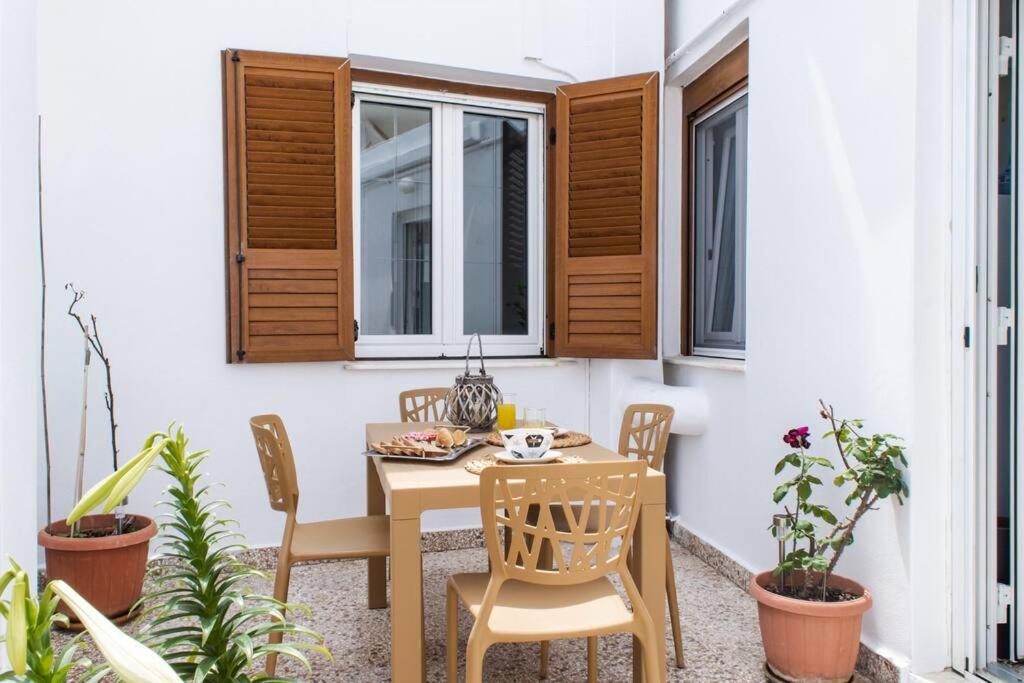 Castlevania- Traditional House In The Castle Naxos City Exteriör bild
